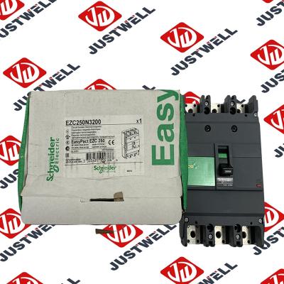 FZC250N3200 Schneider  Analog Input Module